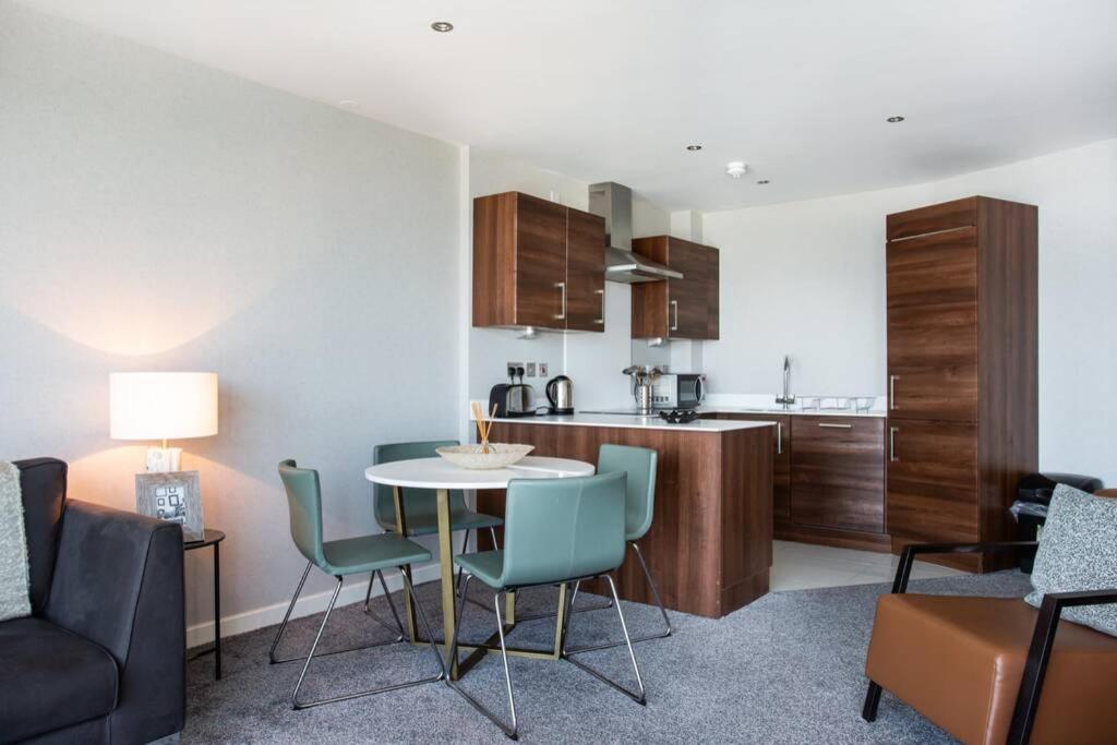 Titanic & City Views, Ultra Luxury City Parking Belfast Zewnętrze zdjęcie